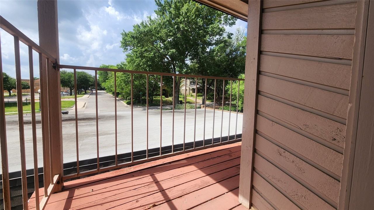 2112 Edwin St - Photo 7 of 8