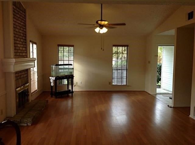 2012 Hawken Dr - Photo 2 of 4