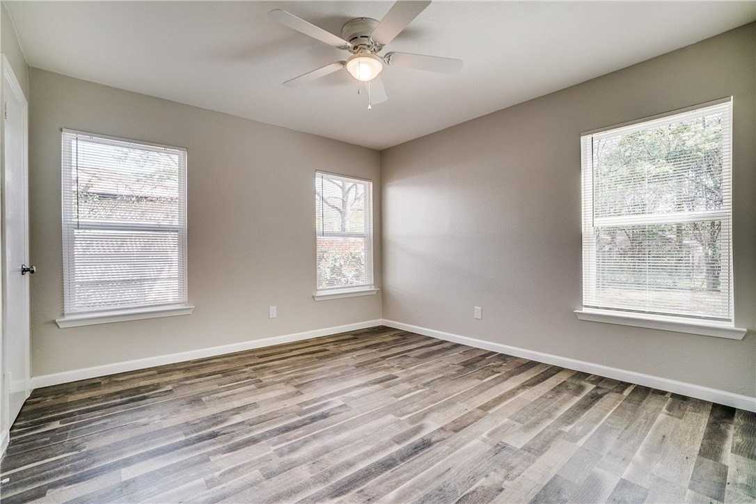 3558 Park Ln - Photo 7 of 12