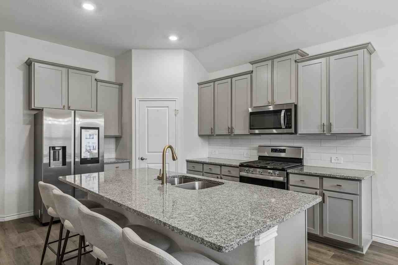 10313 Geode St - Photo 3 of 13