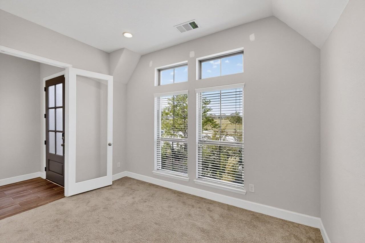 1419 Misty Pasture Way - Photo 6 of 40