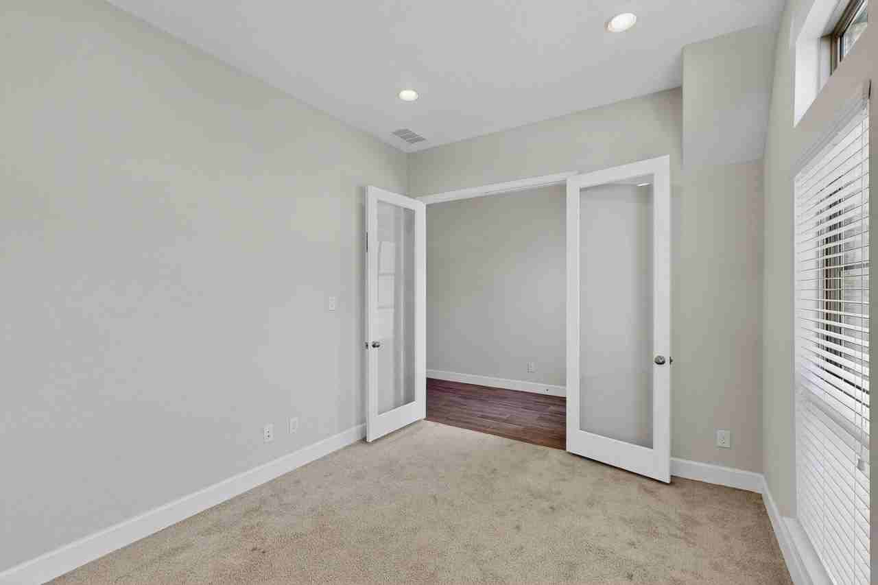 1419 Misty Pasture Way - Photo 7 of 40