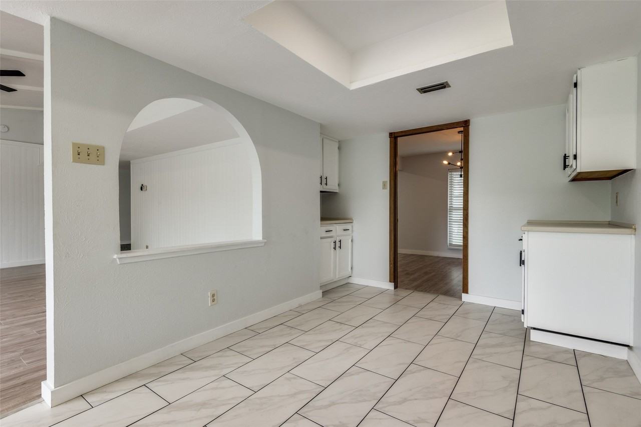 4931 S Colony Blvd - Photo 6 of 25