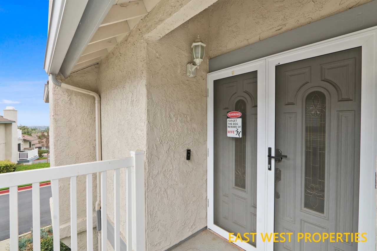 2409 Sommerset Dr #1 - Photo 4 of 35