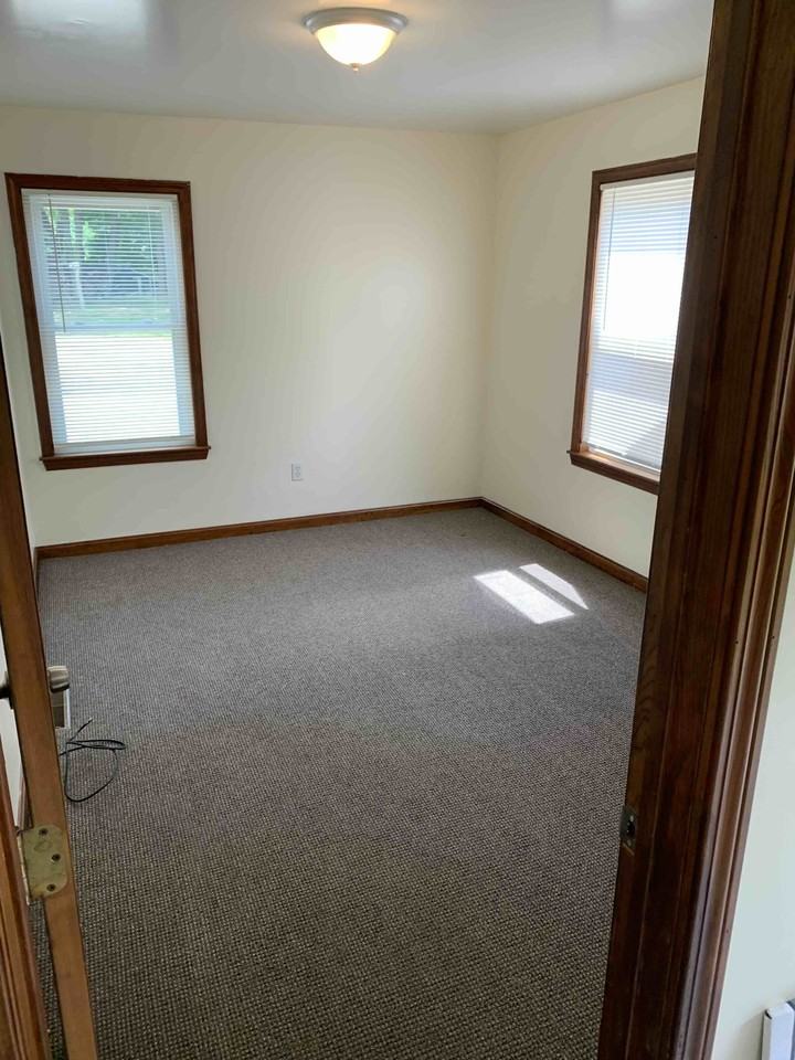 2 Clay St #B - Photo 6 of 12