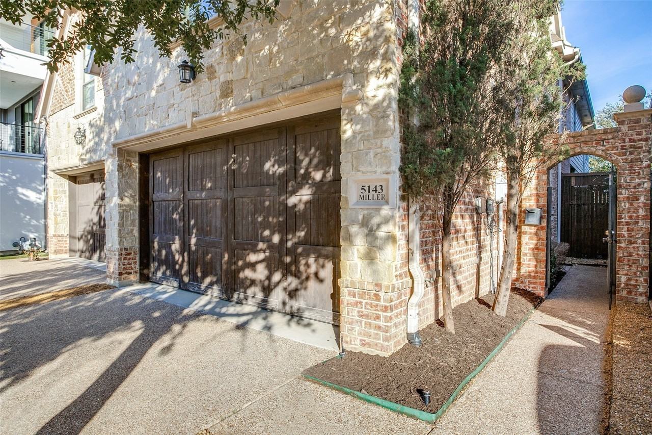 5143 Miller Ave - Photo 2 of 25