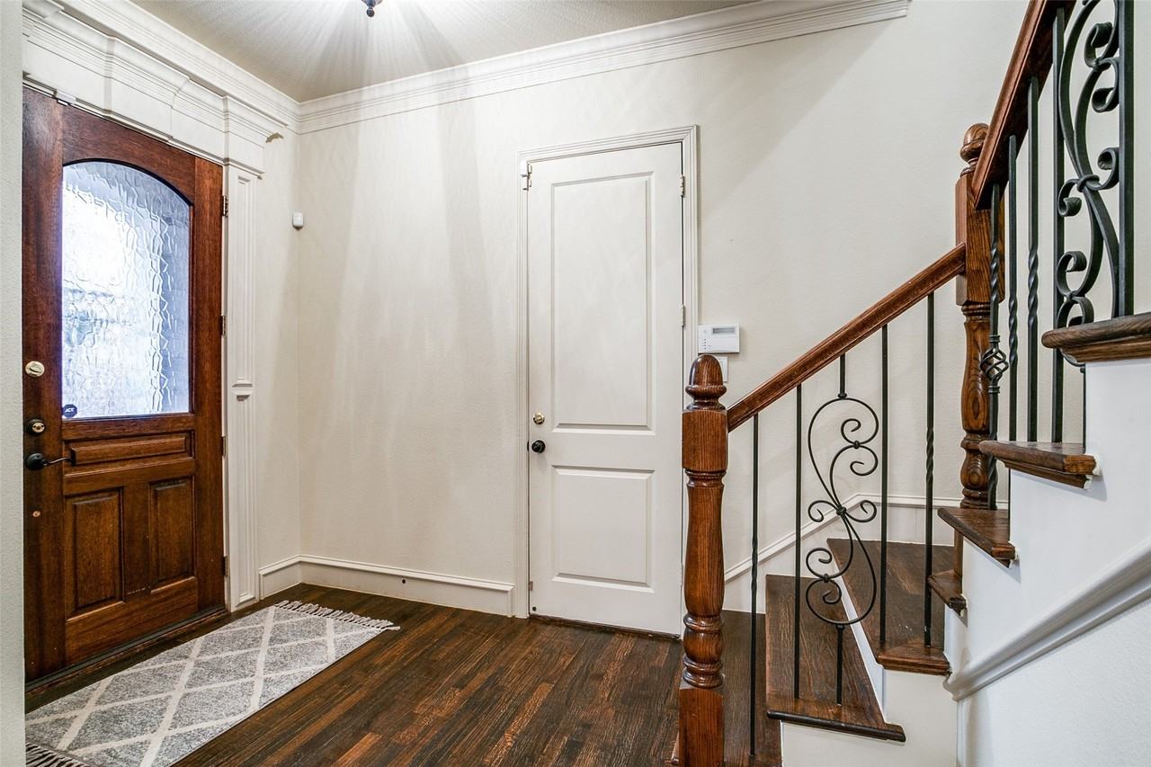 5143 Miller Ave - Photo 4 of 25