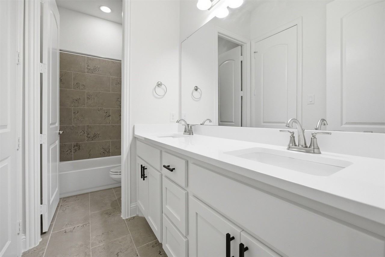 208 Sequoia Dr - Photo 7 of 40