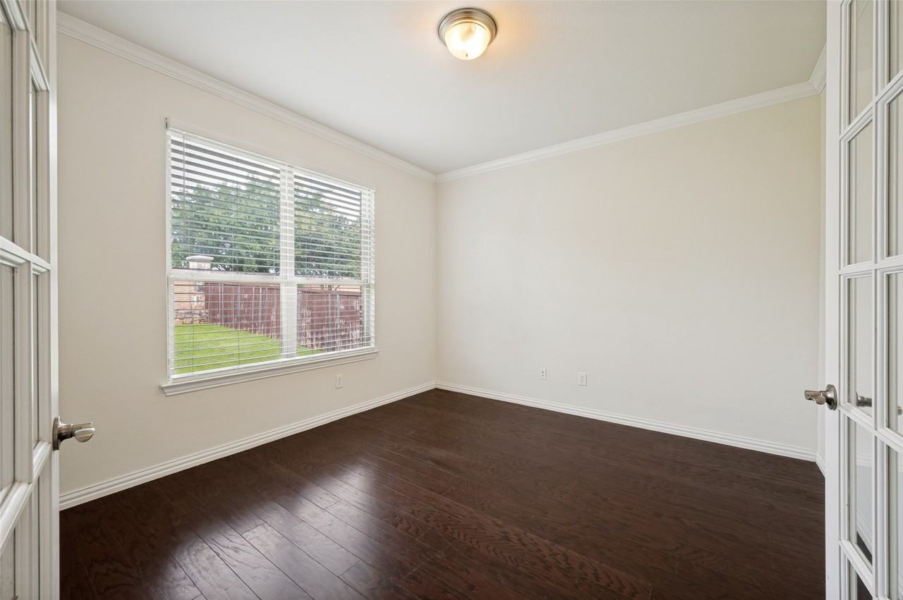 673 Revalen Ln - Photo 7 of 12