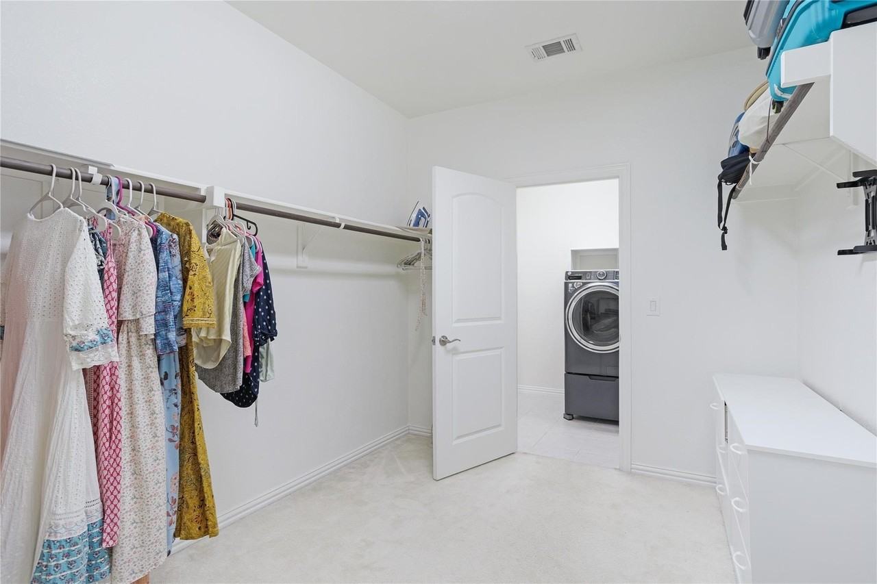 713 Windward Dr - Photo 5 of 13