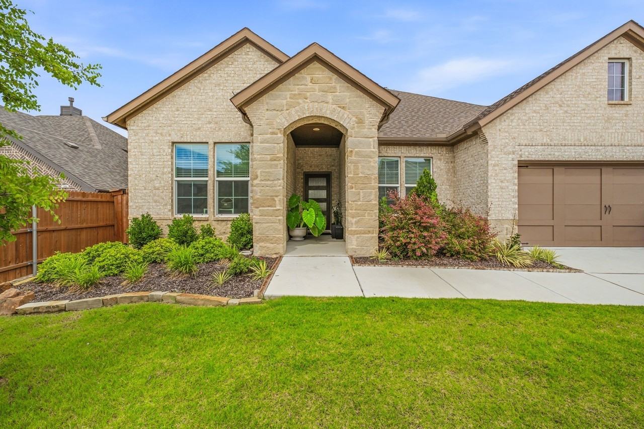 312 Honey Brook Ln
