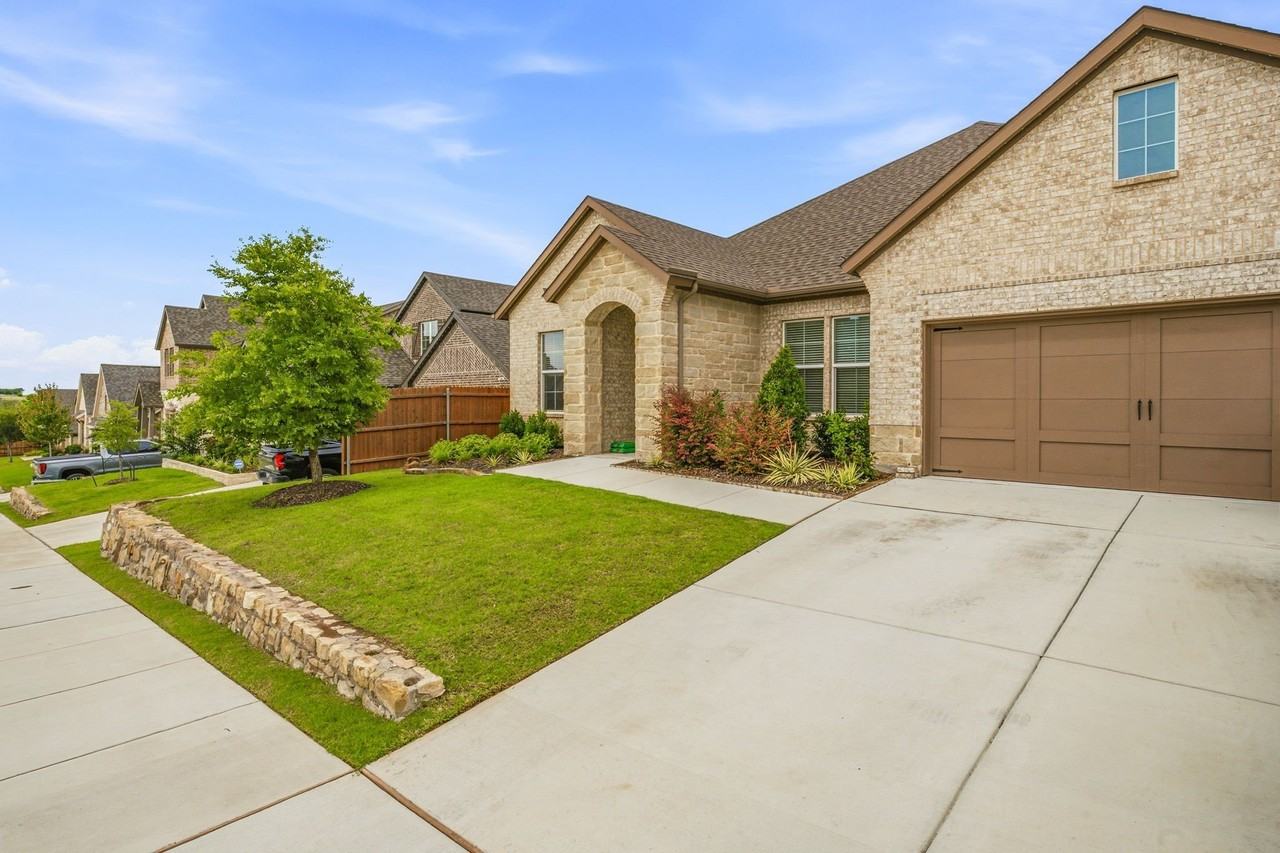 312 Honey Brook Ln - Photo 4 of 27