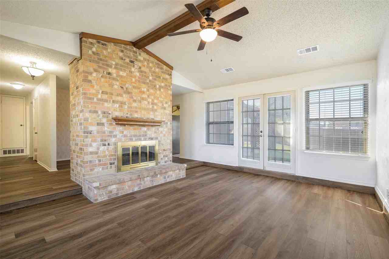 3719 Furneaux Ln - Photo 5 of 20