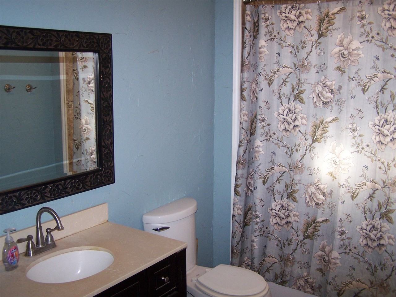 802 N Powell Pkwy - Photo 5 of 8