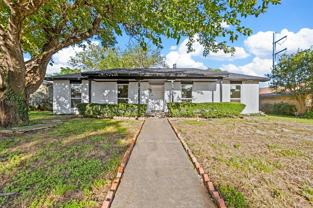 11919 Bushmills Rd - Photo 1 of 1
