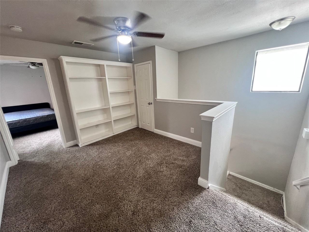 8404 Forest Ln - Photo 6 of 9