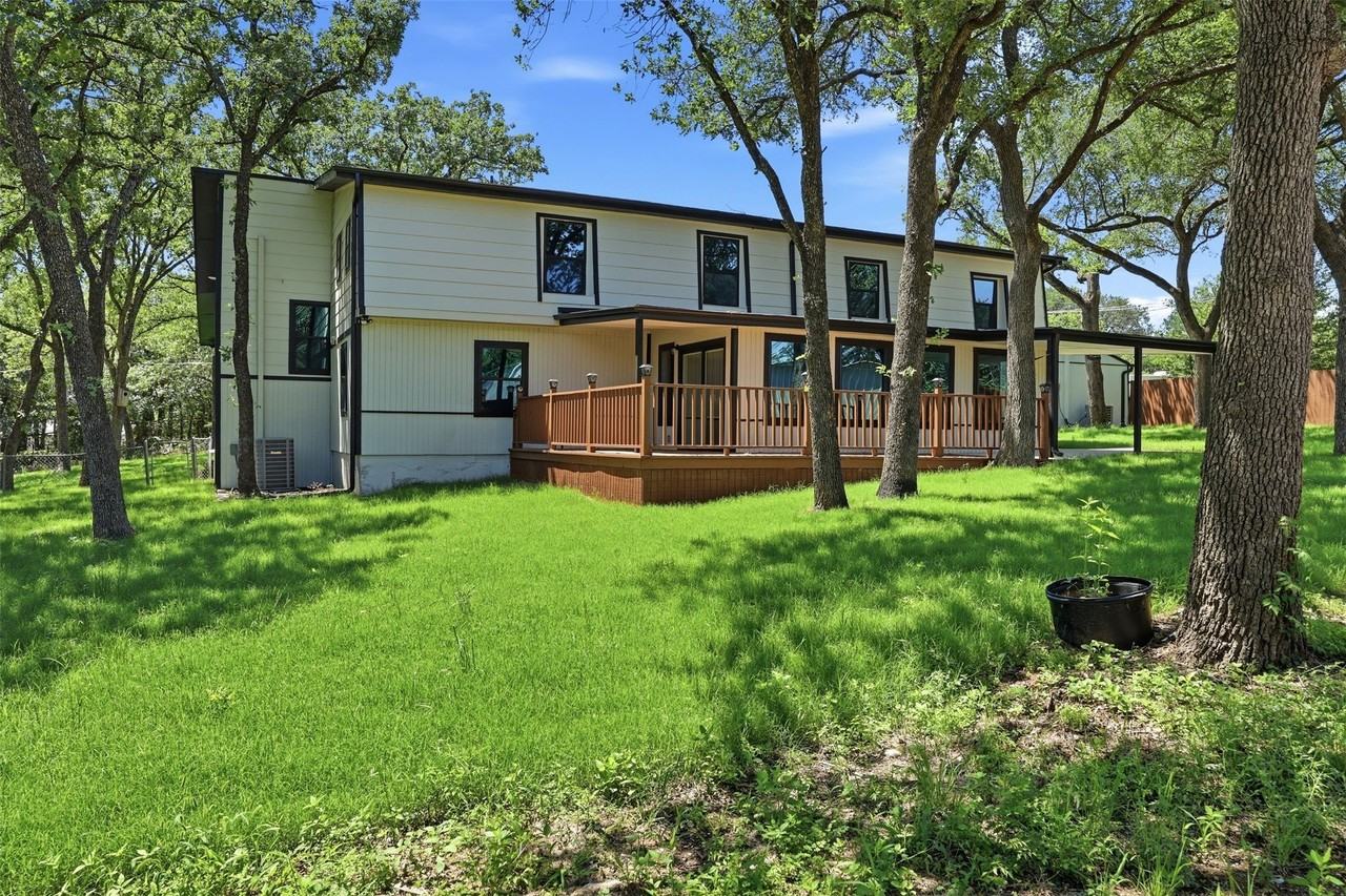 8713 Clay Hibbins Rd - Photo 6 of 40