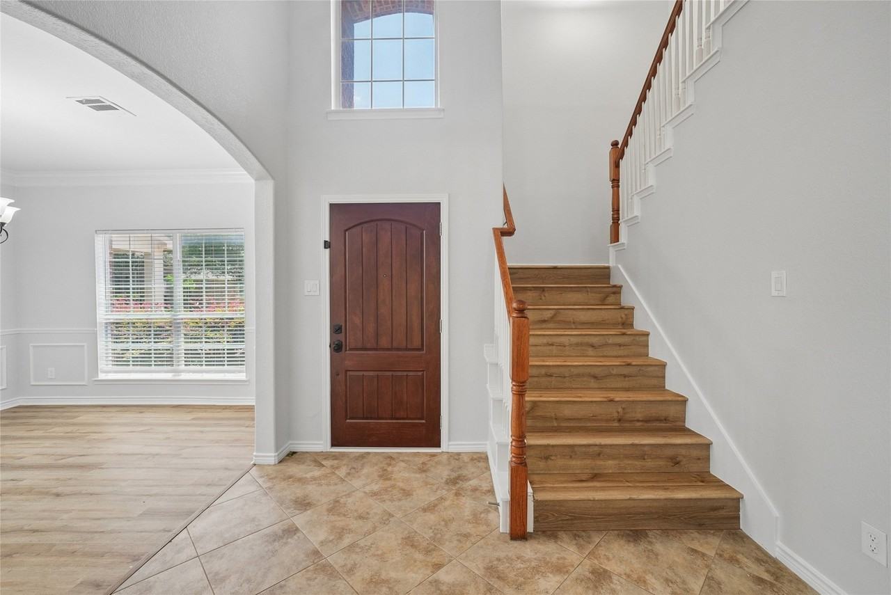 7816 Rancho De La Osa Trl - Photo 2 of 28