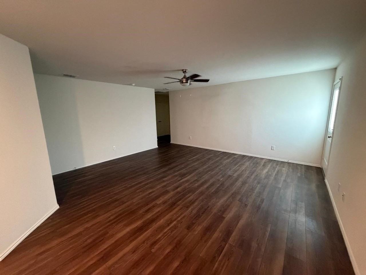 702 Slocum Way - Photo 6 of 11