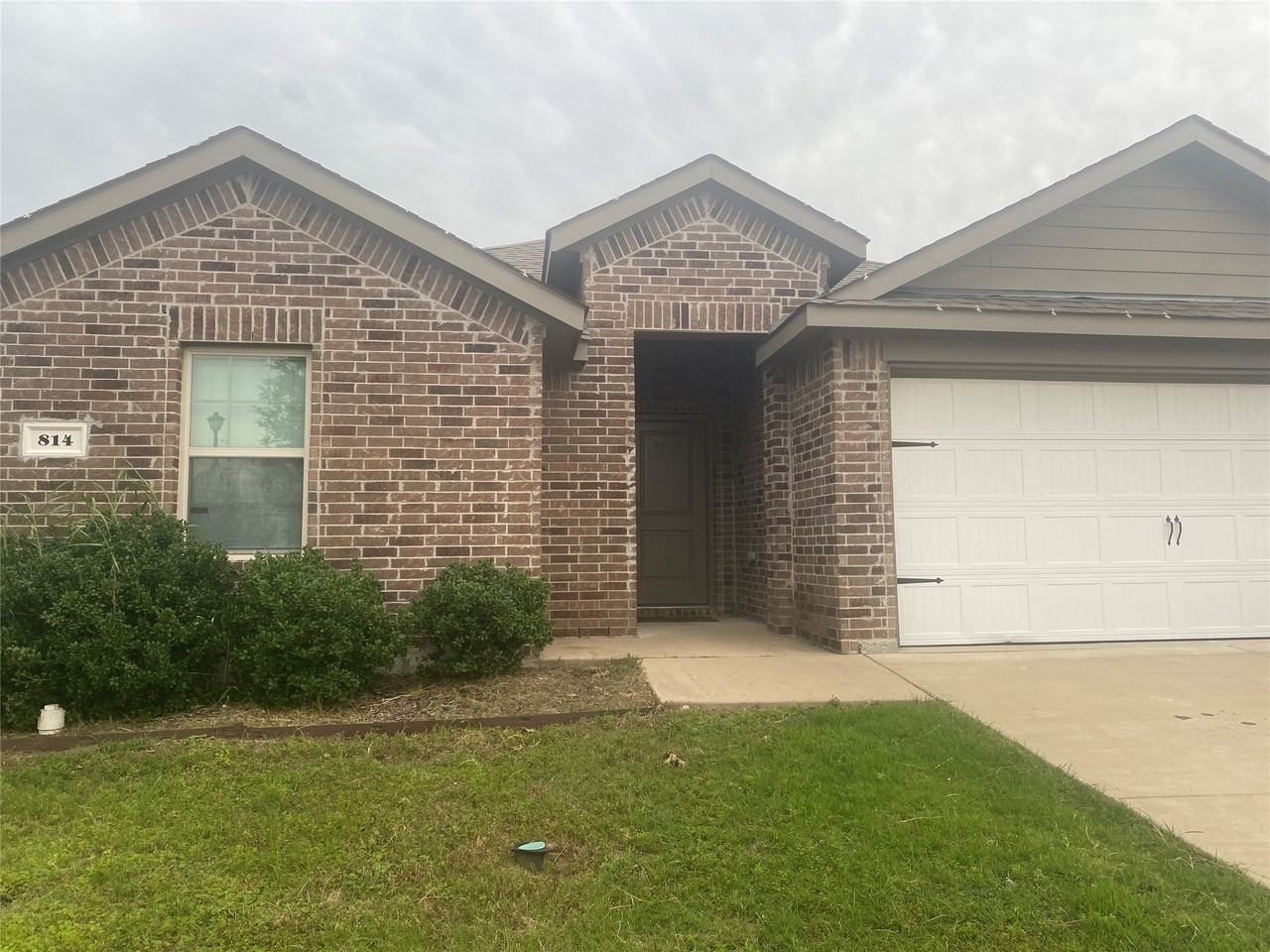 814 Rustic Meadows Trl