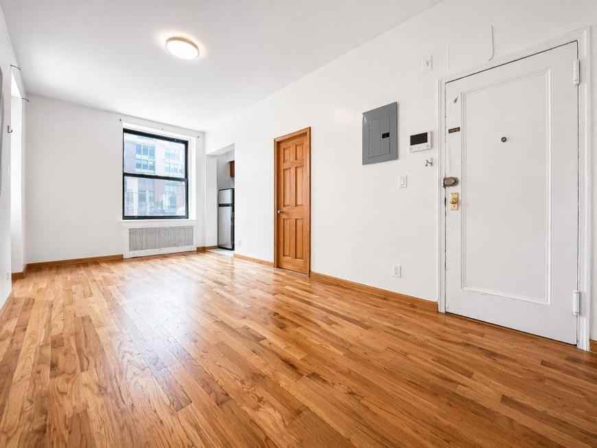 235 W 103rd St - Photo 3 of 6