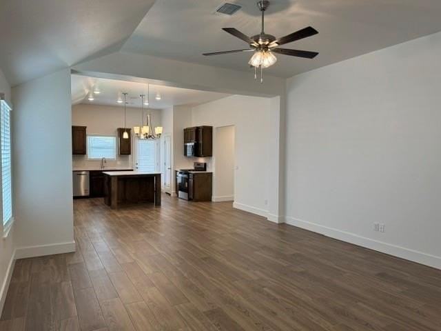 4003 Alta Vista Drive - Photo 5 of 36