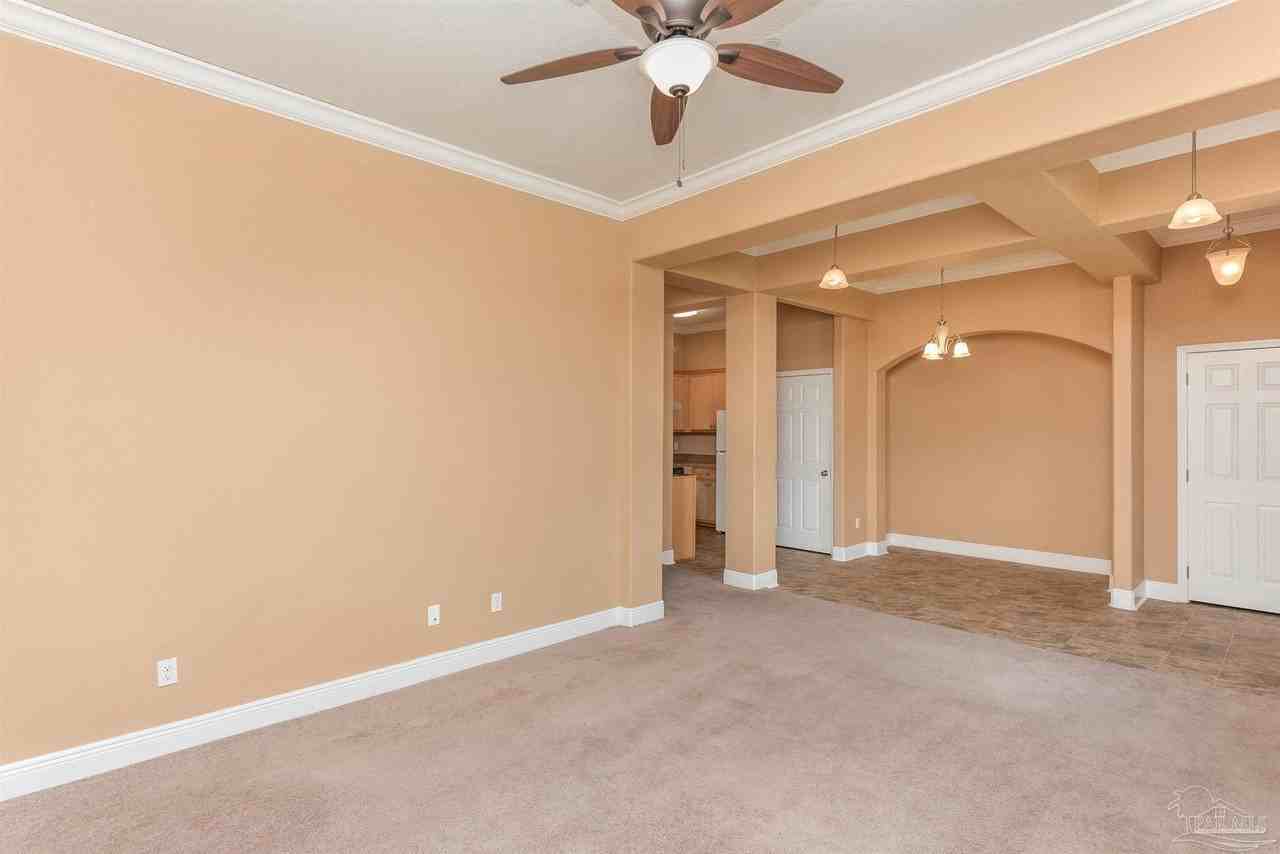 542 S 72nd Ave #C - Photo 5 of 21