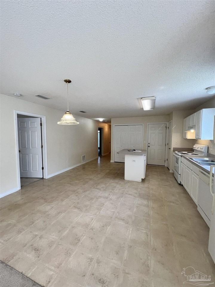 5761 Charlene Dr - Photo 3 of 10