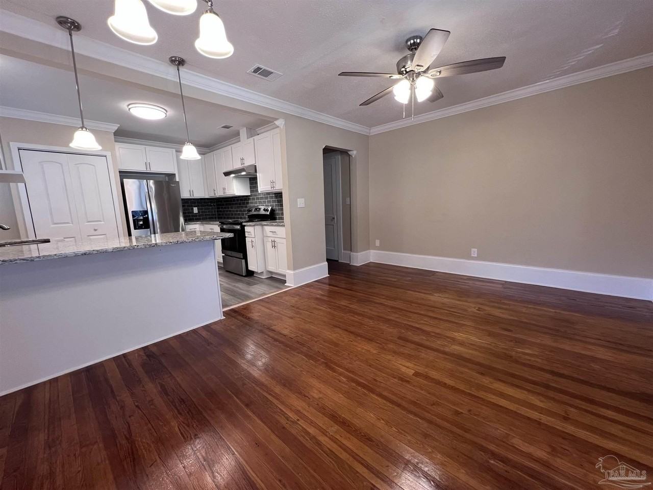 514 S 1st St #1 - Photo 2 of 10