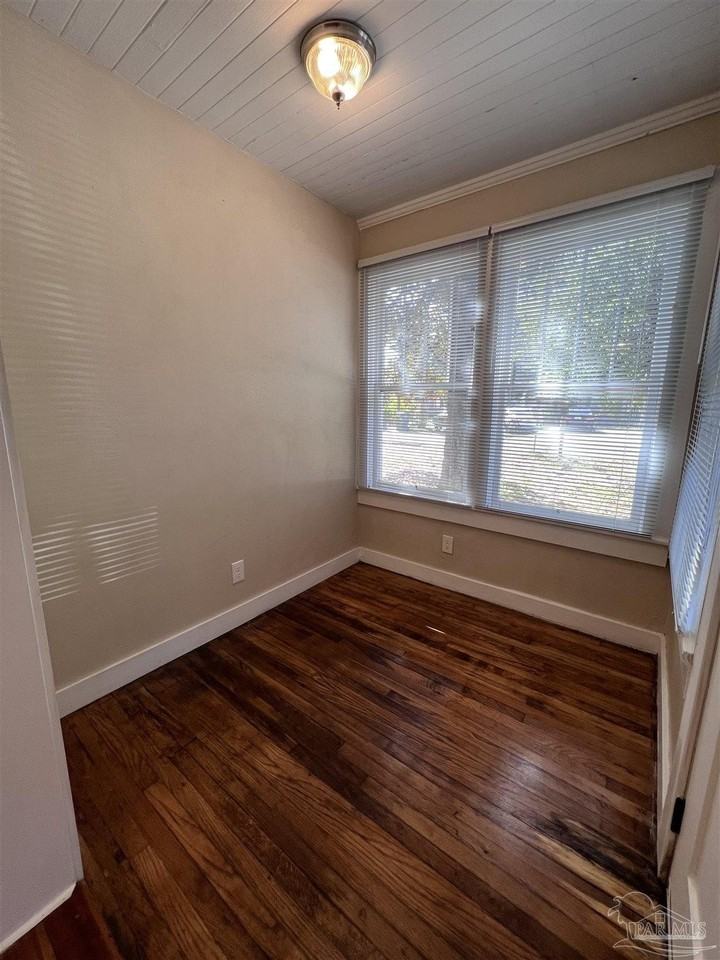 514 S 1st St #1 - Photo 4 of 10