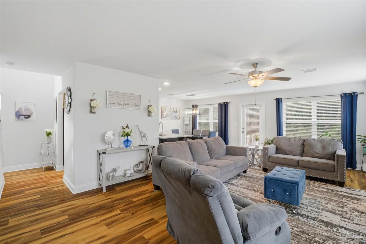 6609 Boatswain Rd - Photo 6 of 30