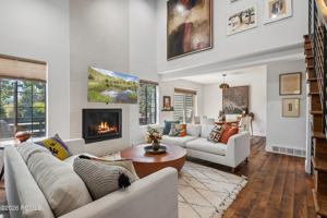 featured image of 3061 Fawn Dr