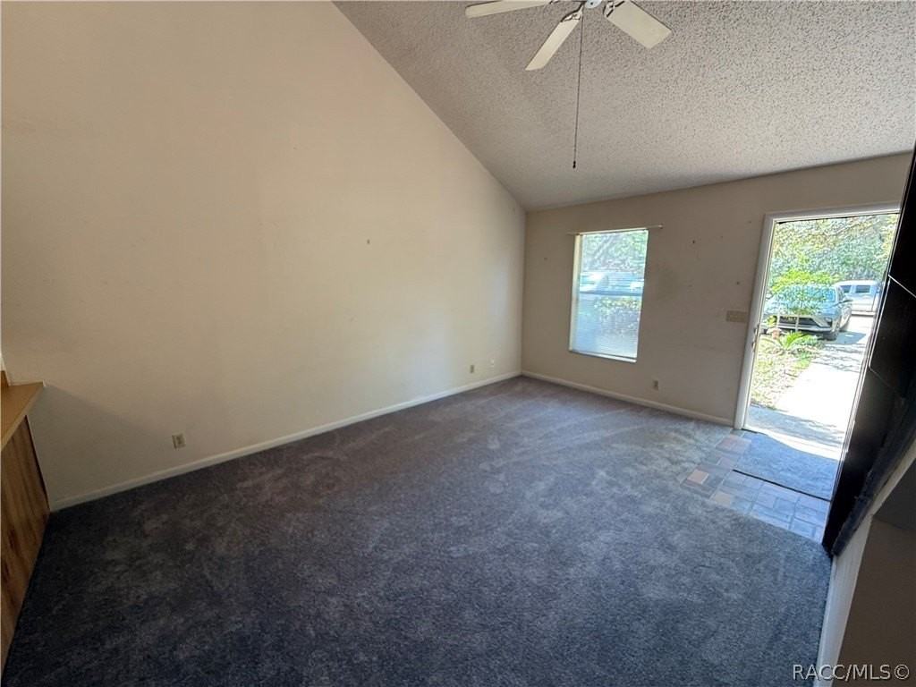 2316 Colby St - Photo 4 of 18