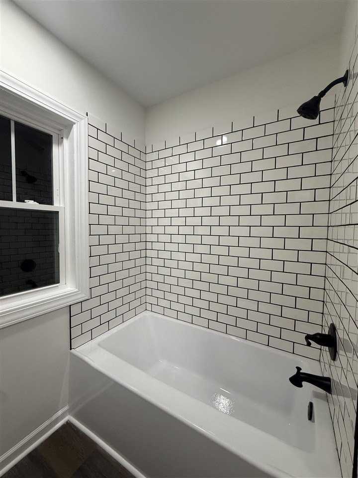 1359 Unit B Park Street - Photo 5 of 9