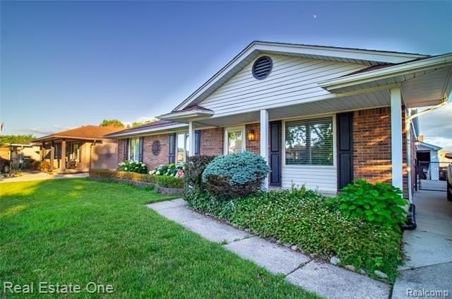 4300 Connie Dr - Photo 2 of 26