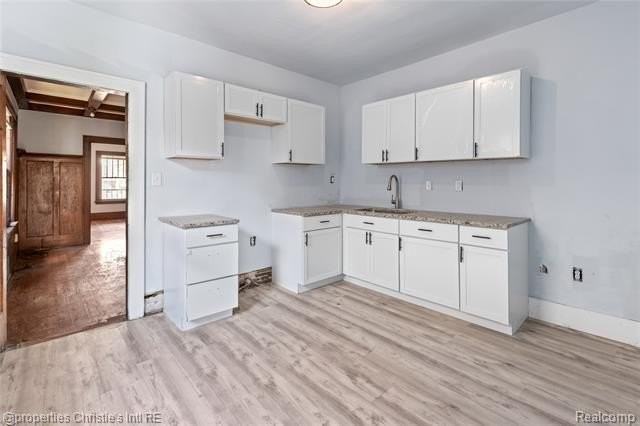 4571 Vancouver St - Photo 5 of 12