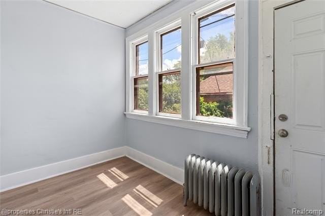 4573 Vancouver St - Photo 6 of 11