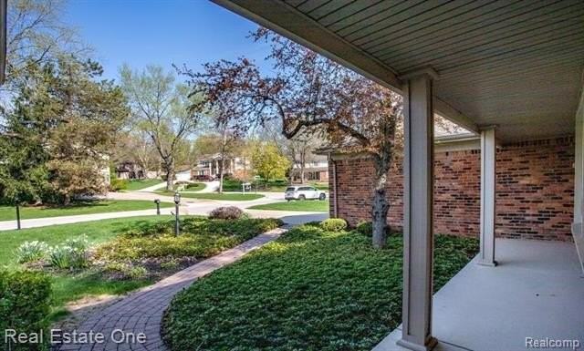 30882 Oak Valley Dr - Photo 5 of 32