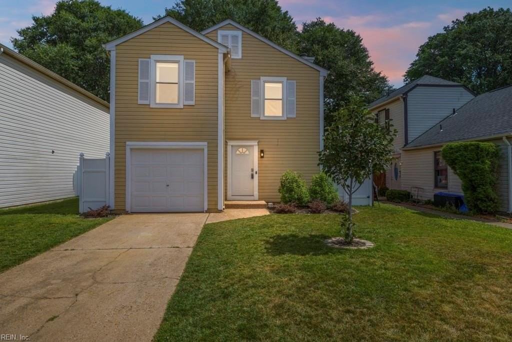 5316 Glenville Cir - Photo 2 of 32