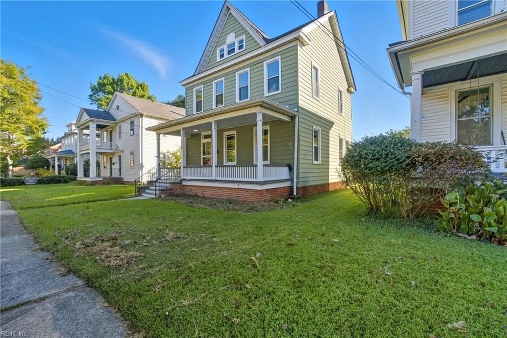 221 Mt Vernon Ave - Photo 2 of 30
