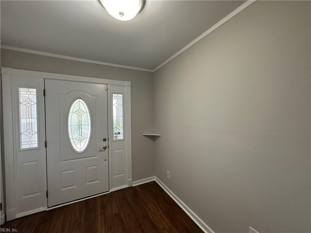 605 Masefield Cir - Photo 2 of 25