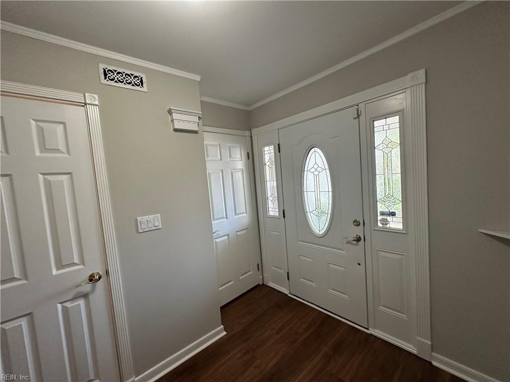 605 Masefield Cir - Photo 3 of 25