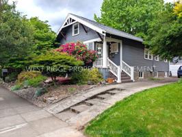 featured image of 3934 Se 33rd Pl #1