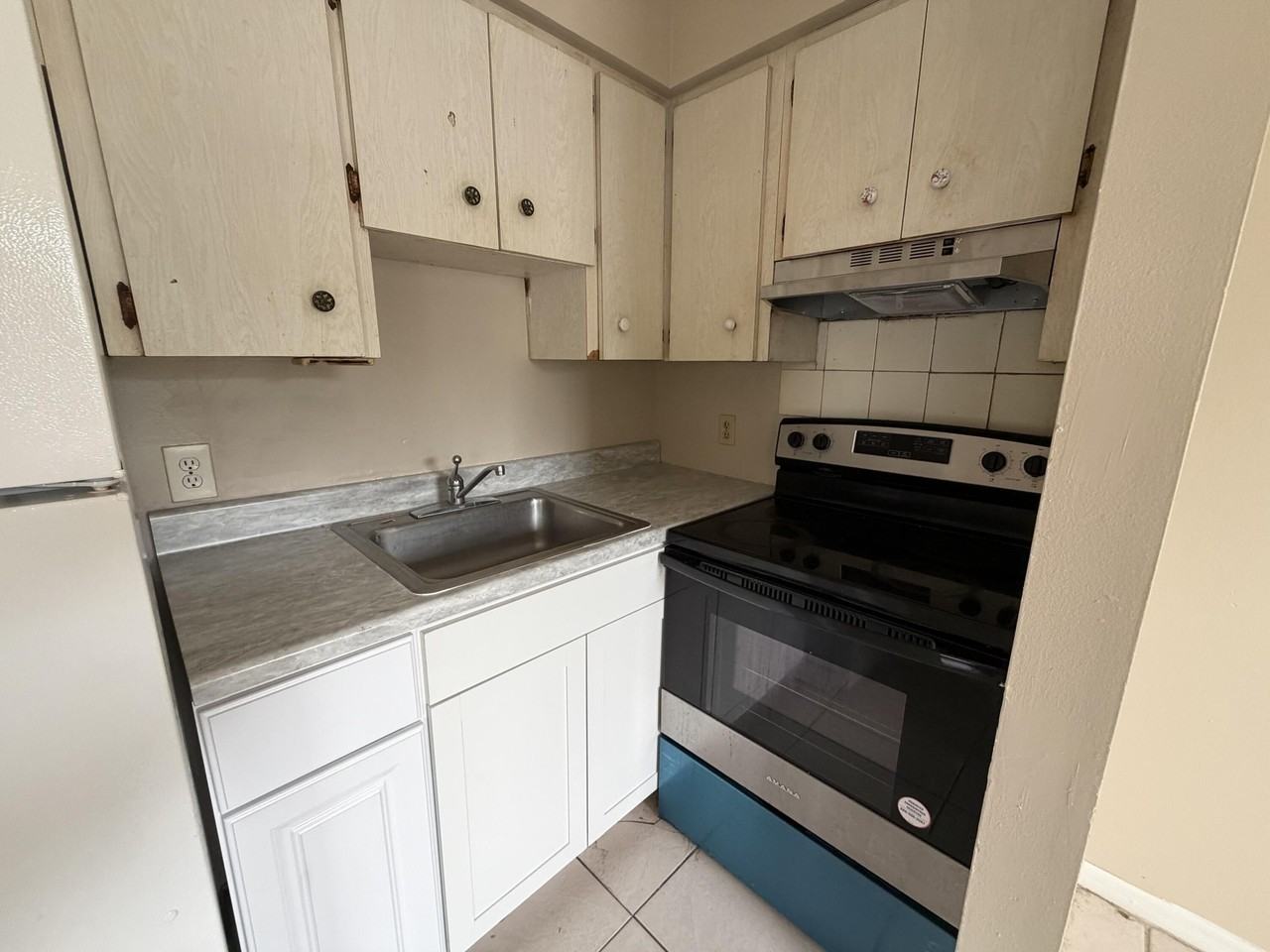 3654 Coconut Rd - Photo 5 of 13