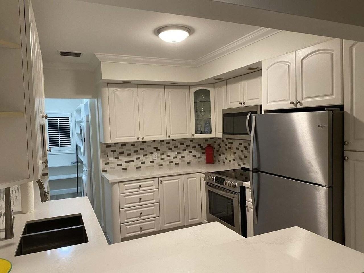325 Sunset Dr #A - Photo 5 of 14