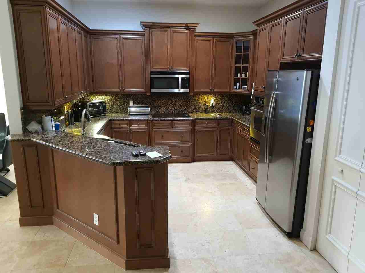 220 Ne 69th Cir - Photo 3 of 28
