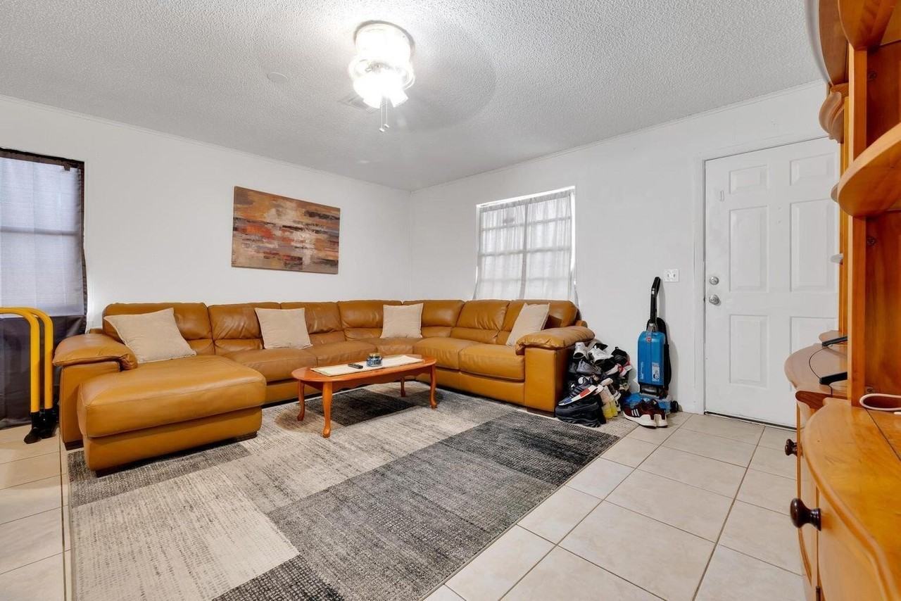3774 92nd Ln N - Photo 2 of 6