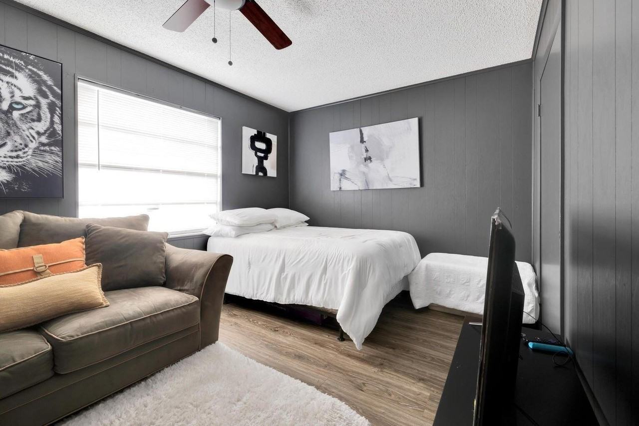 3774 92nd Ln N - Photo 6 of 6