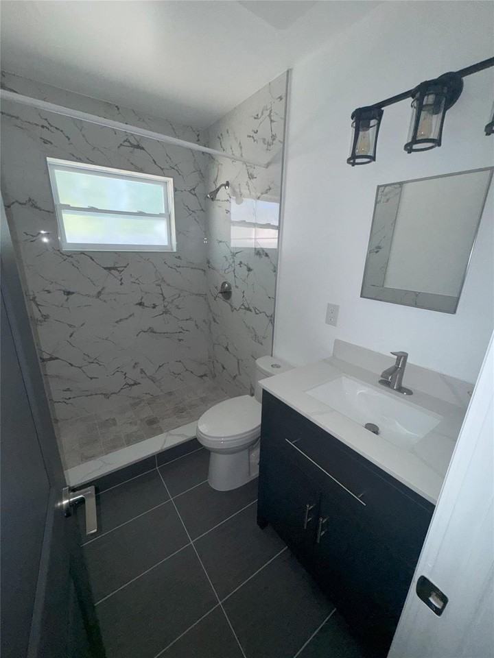 10 Sw 5th Ct - Photo 4 of 24