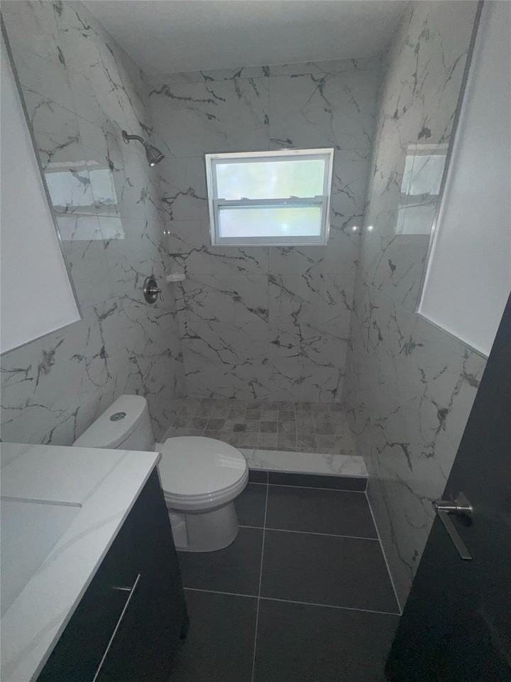 10 Sw 5th Ct - Photo 6 of 24